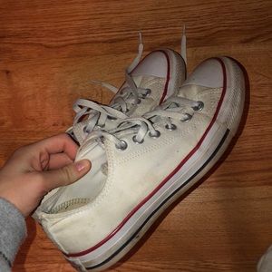 White low top converse